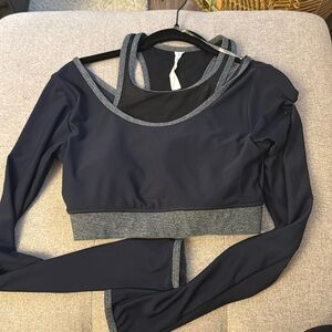 Long sleeve built-in bra workout top!